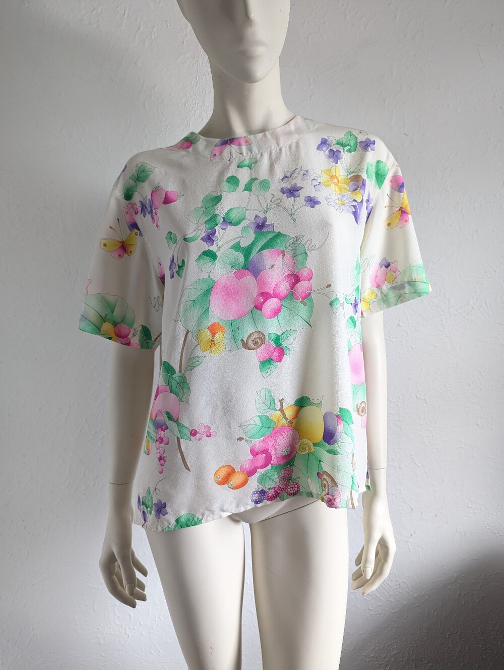 Archival Paris French Botantical Fruit Snail Print Silk SS Blouse leonard gucci